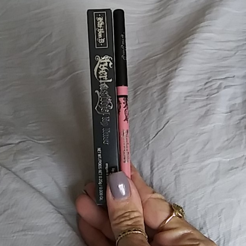 Kat Von D Everlasting Lip Liner 💋